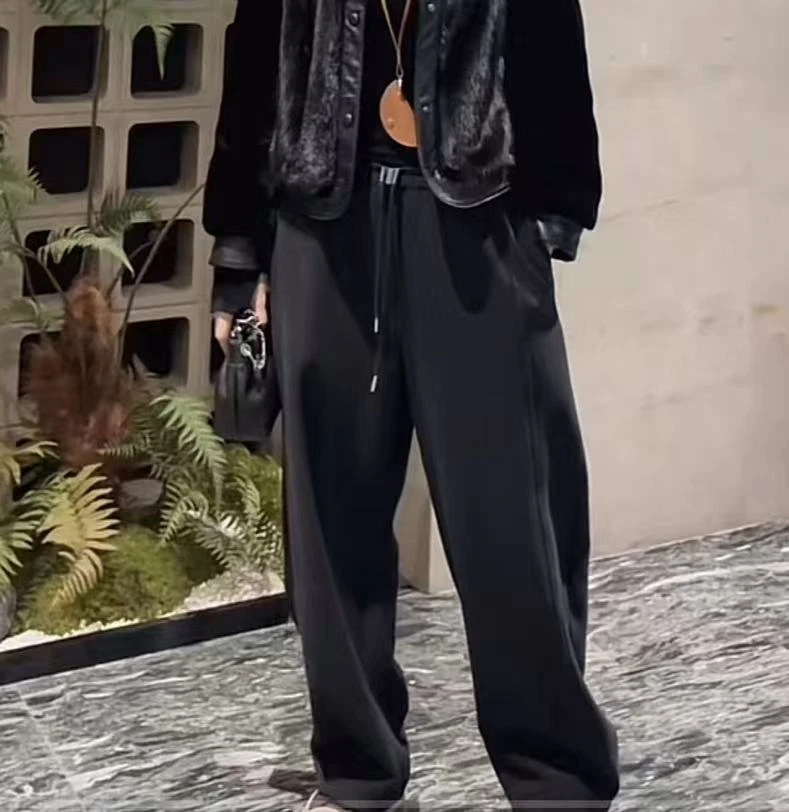 ins时尚显瘦休闲百搭潮流宽松加绒秋冬季女款设计师弯刀裤  24269