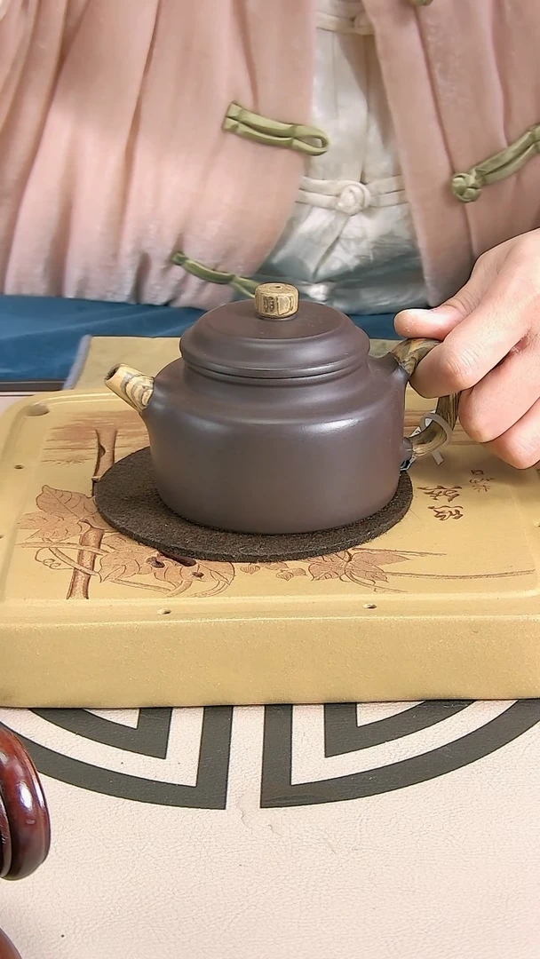 【闪购商品】紫砂茶壶德钟绞泥