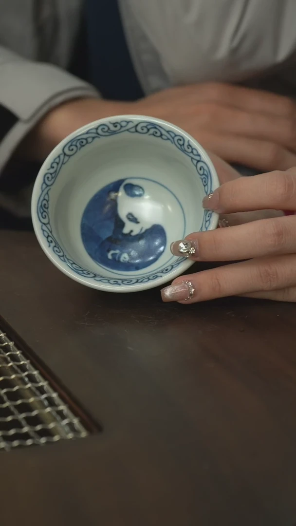 【闪购商品】陶瓷莲画堂-大道至简熊猫压手杯