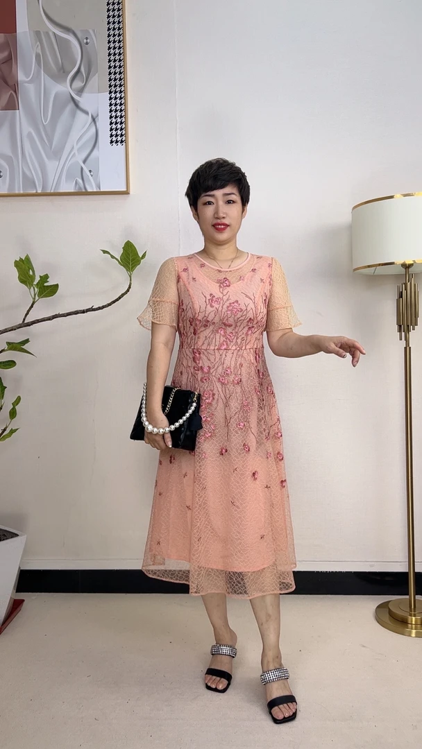 【年中大促】2024新款夏季网纱刺绣拼接连衣裙气质长裙