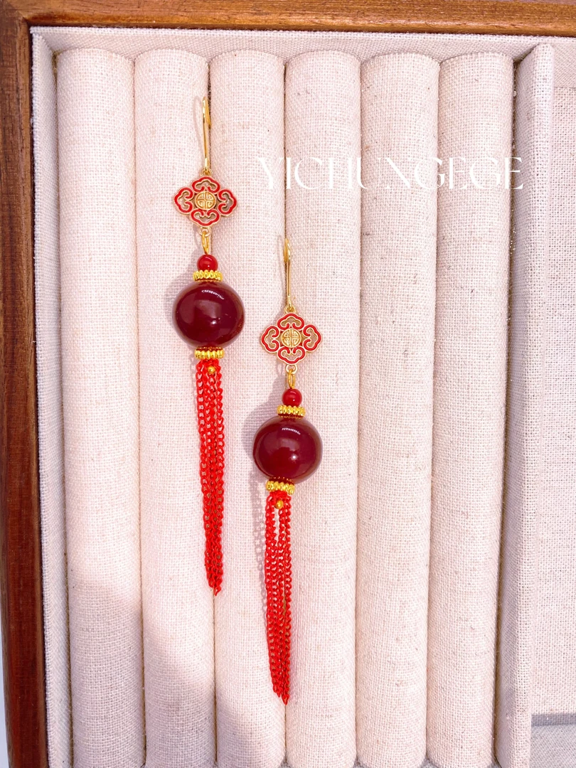 YI CHUN GE GE 铜合金耳饰 原创设计古风红色气质长款耳饰