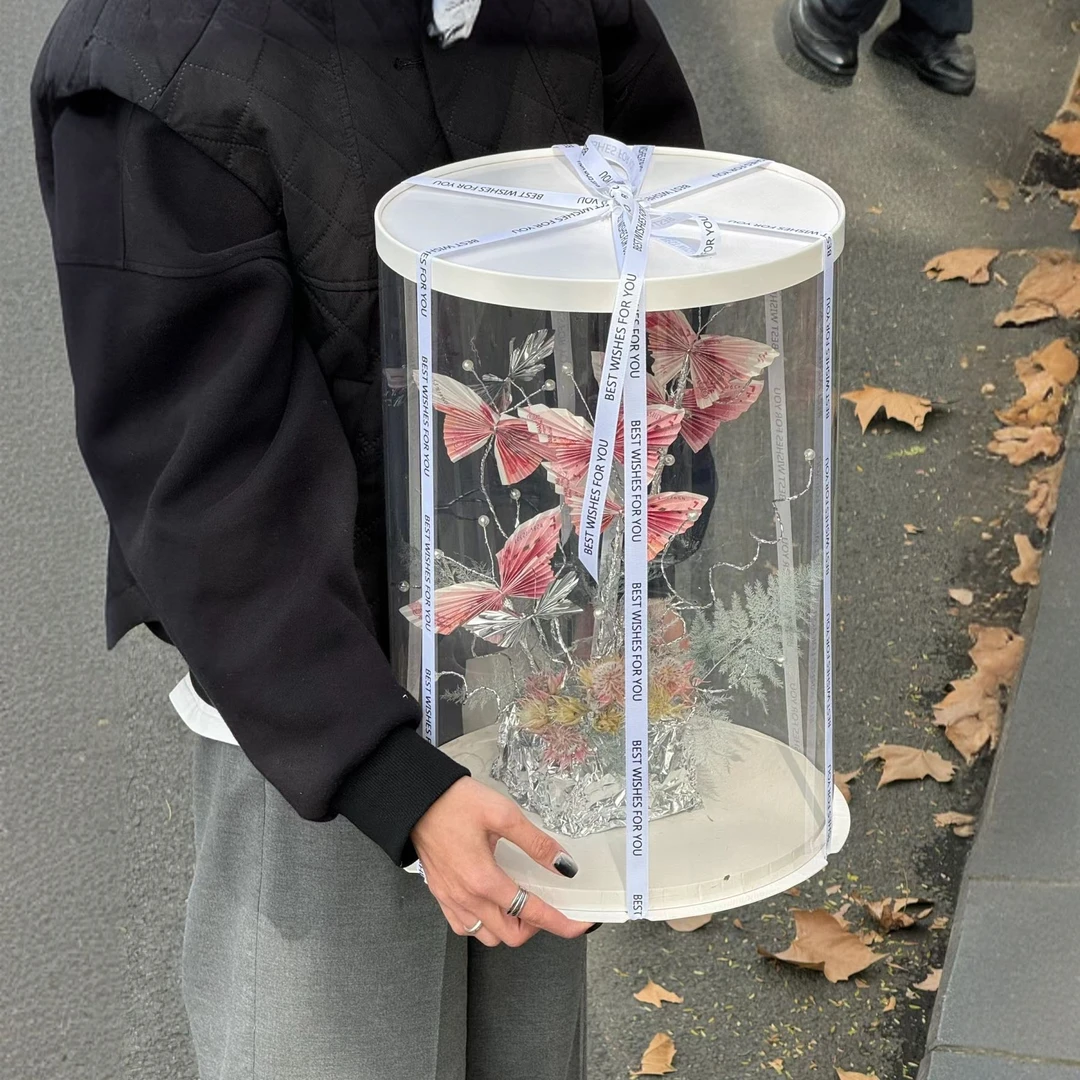 七夕情人节透明圆形蛋糕盒水晶有钱花抱抱桶Pet花束鲜花包装礼盒