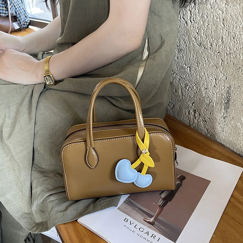 包包女2024早春新款法式小众休闲复古手提小方包高级感流行手挎包