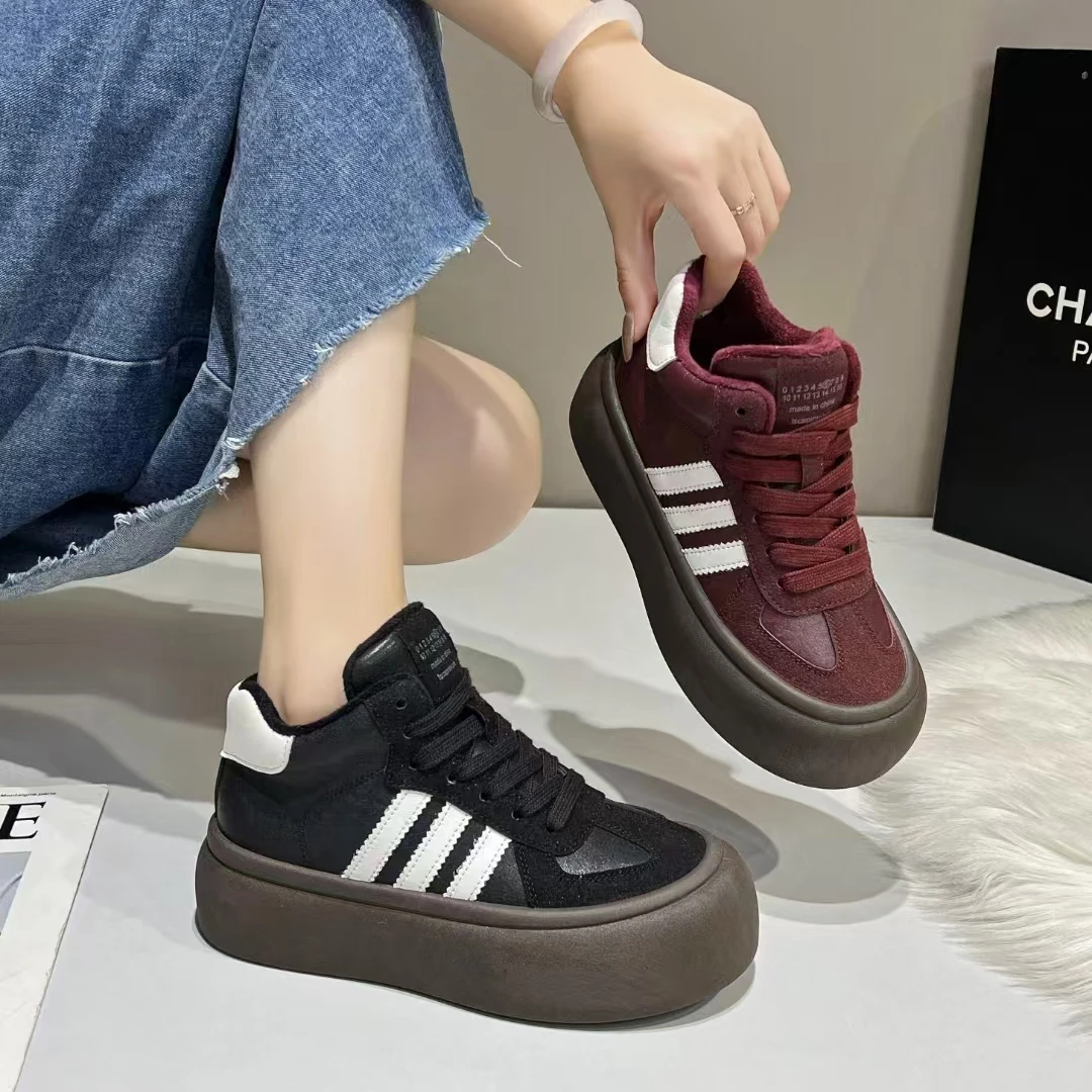 冬季新款加绒德训鞋舒适百搭休闲女鞋812韩版高帮秋冬W4D812-1