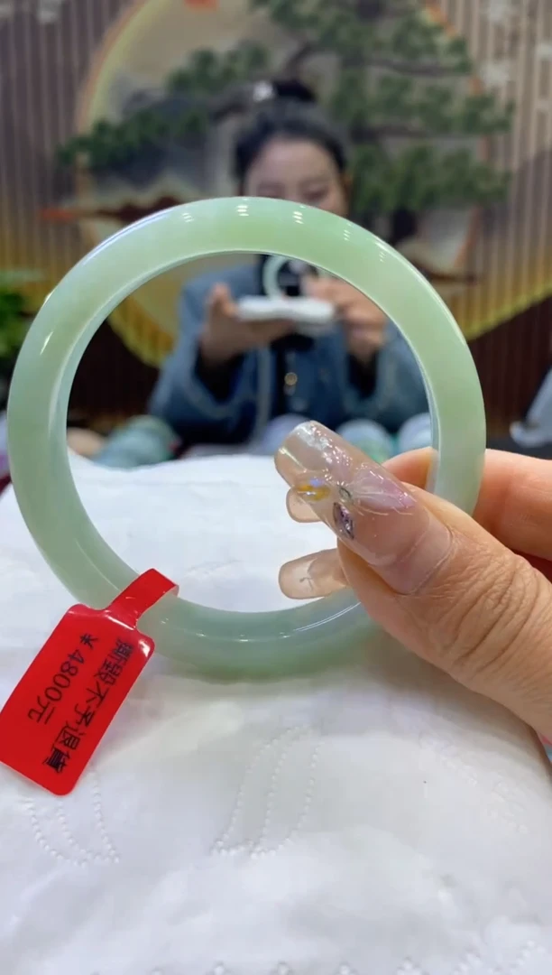 【闪购商品】翡翠手镯未镶嵌99924364