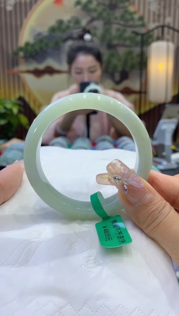【闪购商品】翡翠手镯未镶嵌99904240