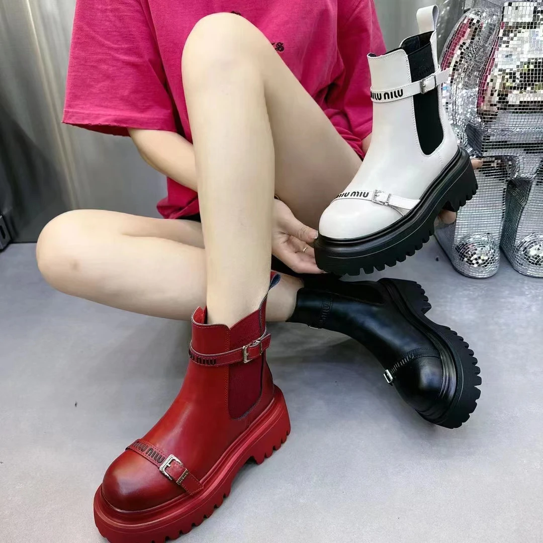 秋冬百搭时尚潮流靴5588-10