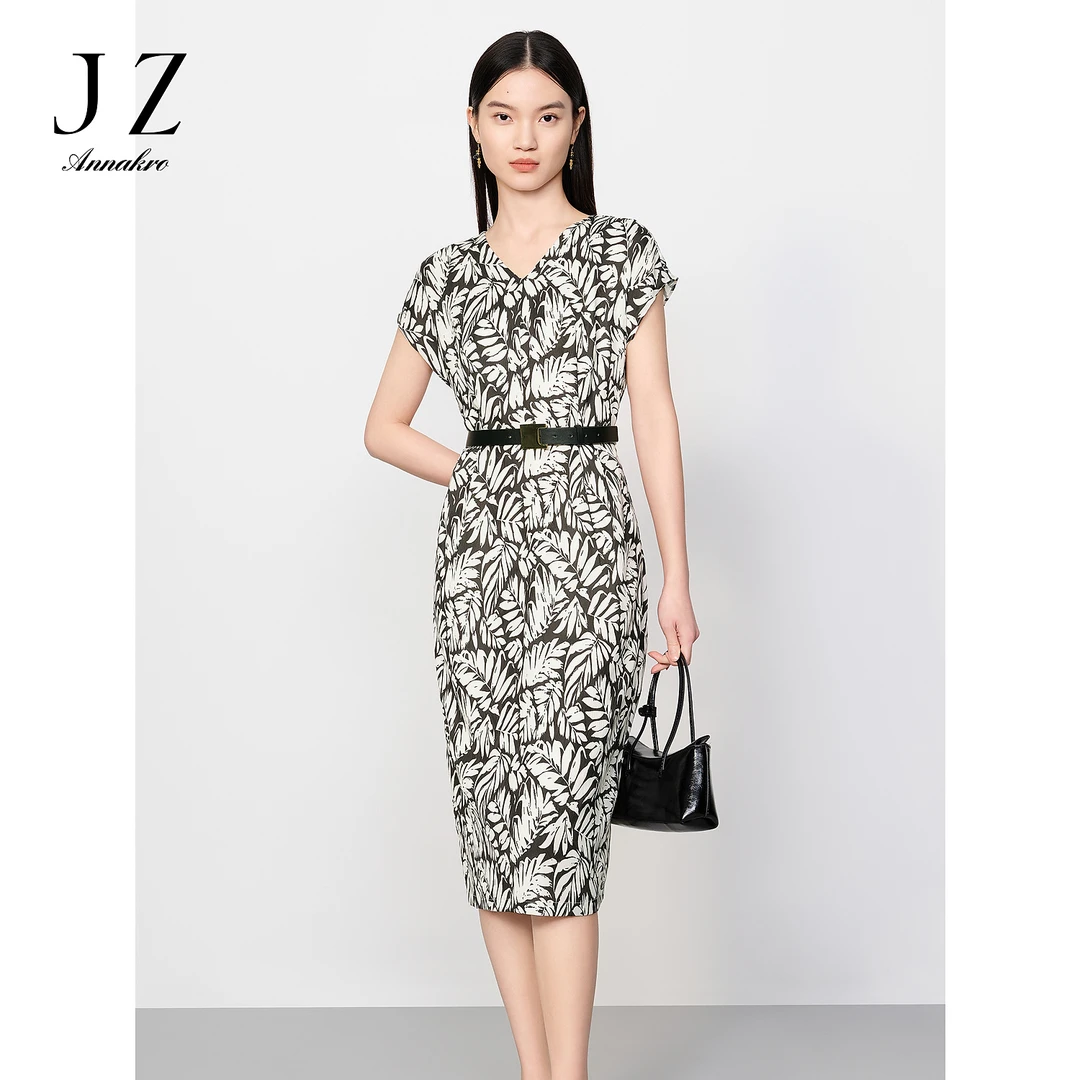 玖姿安娜蔻印花压褶肌理感收腰垂坠连衣裙夏季JTEX50003
