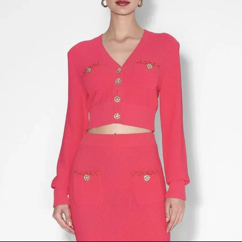 67-68轻奢显瘦气质洋气时尚修身针织高腰减龄短款休闲套装