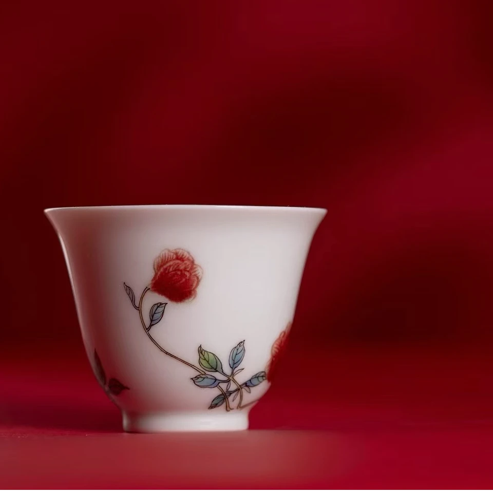 艺林堂誌釉里红粉彩陶瓷珐琅彩春月季花神杯