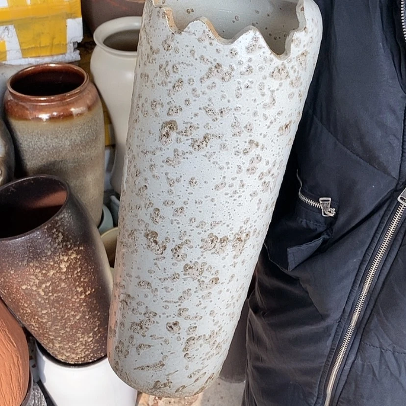 【闪购商品】紫砂花盆口12高44，白缺，微瑕