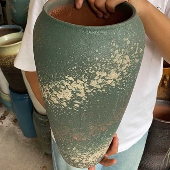 紫砂花盆口15高38，绿泼墨，瑕疵
