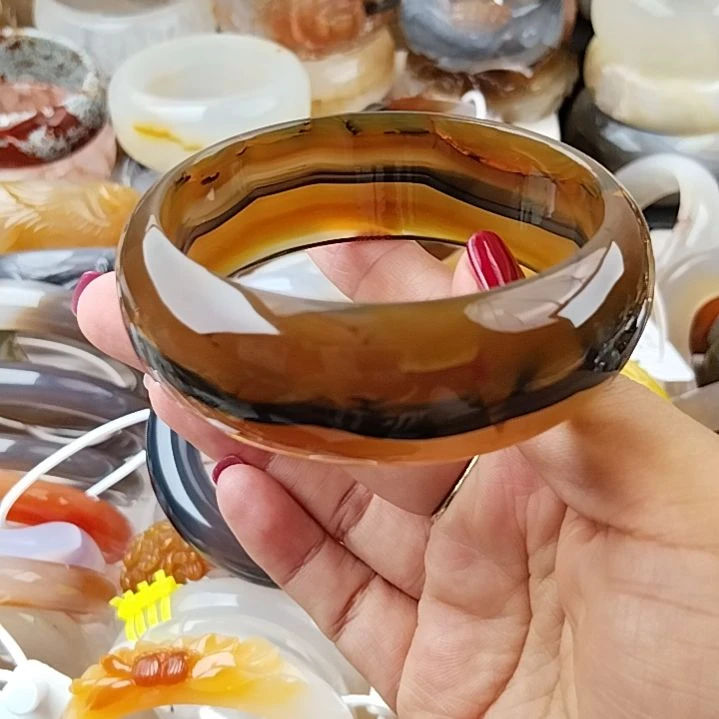 玛瑙/玉髓手镯未镶嵌