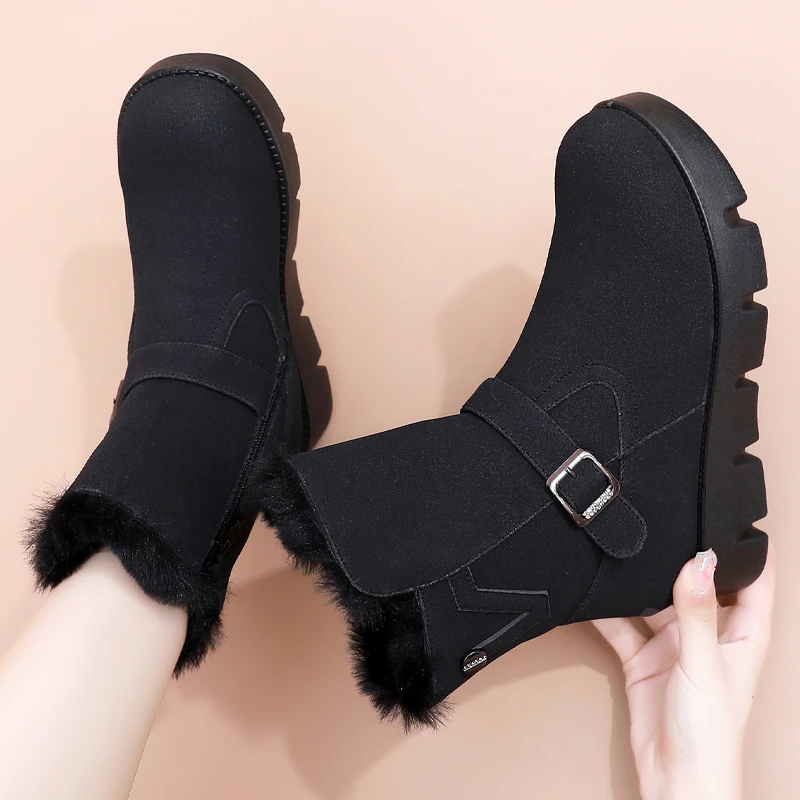 1311新款妈妈棉鞋冬季加绒中老年中筒靴加厚老人保暖鞋防滑雪地靴