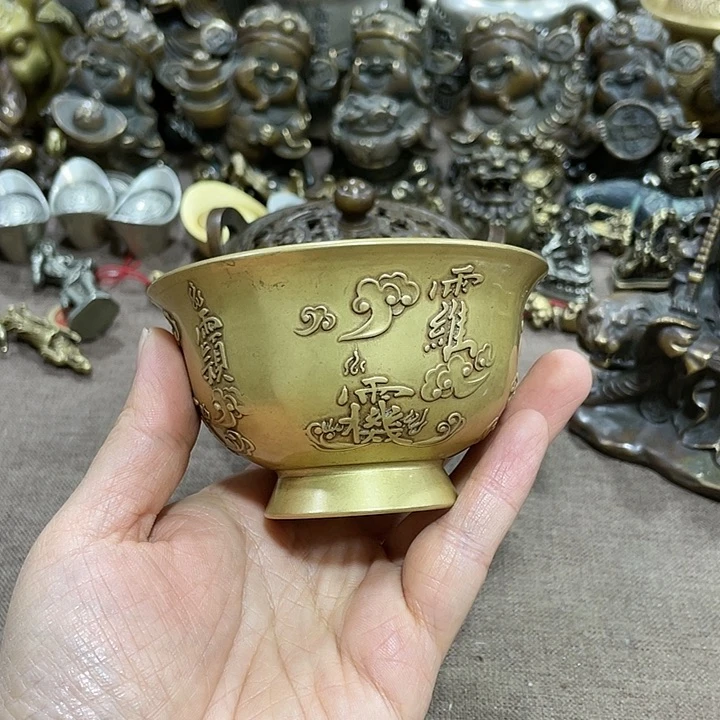 自**子一远铜器精品摆件