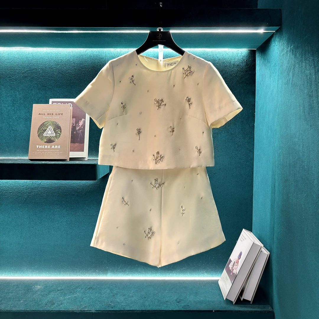 【CENFUN】48*BZ碎花运动白色时尚休闲女士夏季套装FD02103