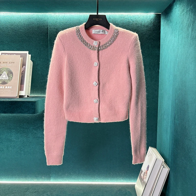 【CENFUN】粉色轻奢钉扣镶钻针织上衣A231138