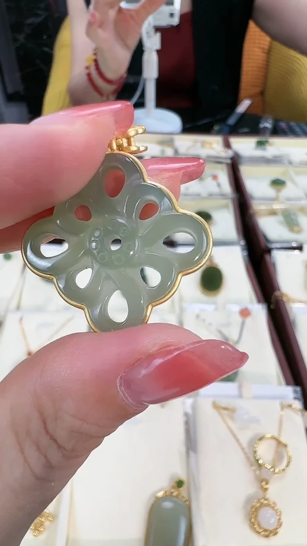 【闪购商品】和田玉吊坠(不含链)银S925镀金镶嵌@@