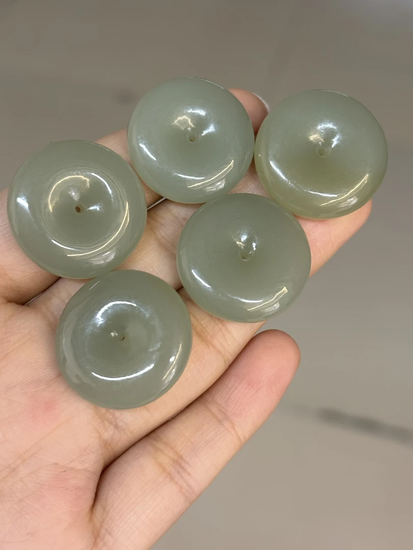 2219 和田玉青海料平安扣 规格约：24.6*6.7 多样性发其一