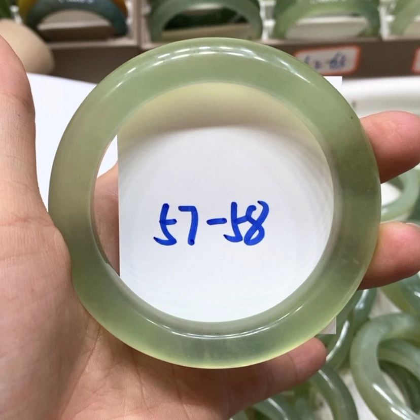 【闪购商品】蛇纹石玉手镯未镶嵌116