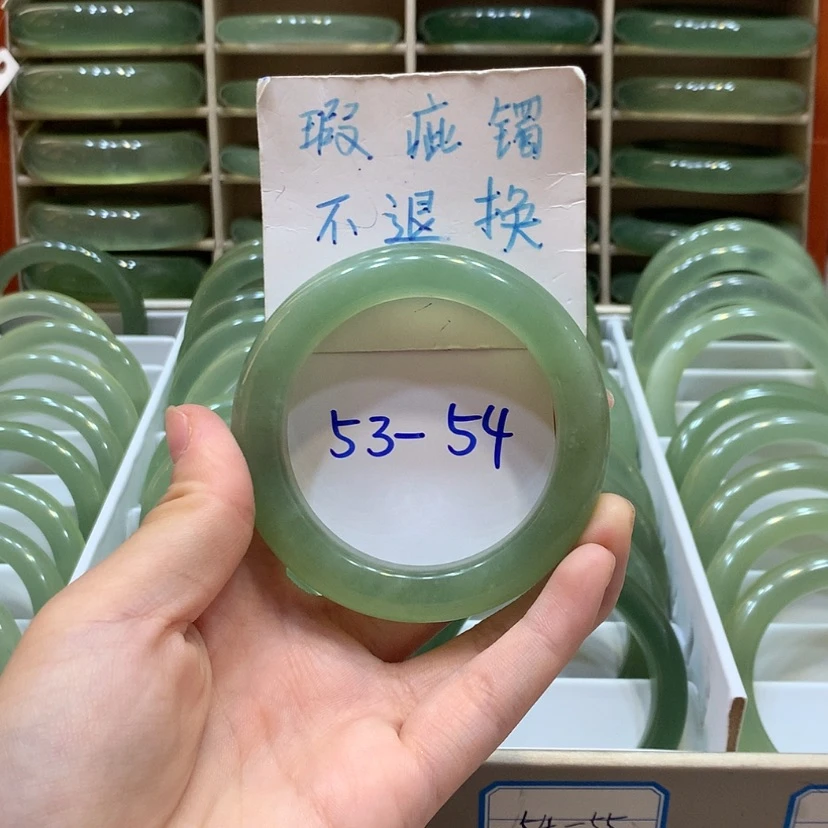 【闪购商品】蛇纹石玉手镯未镶嵌B2