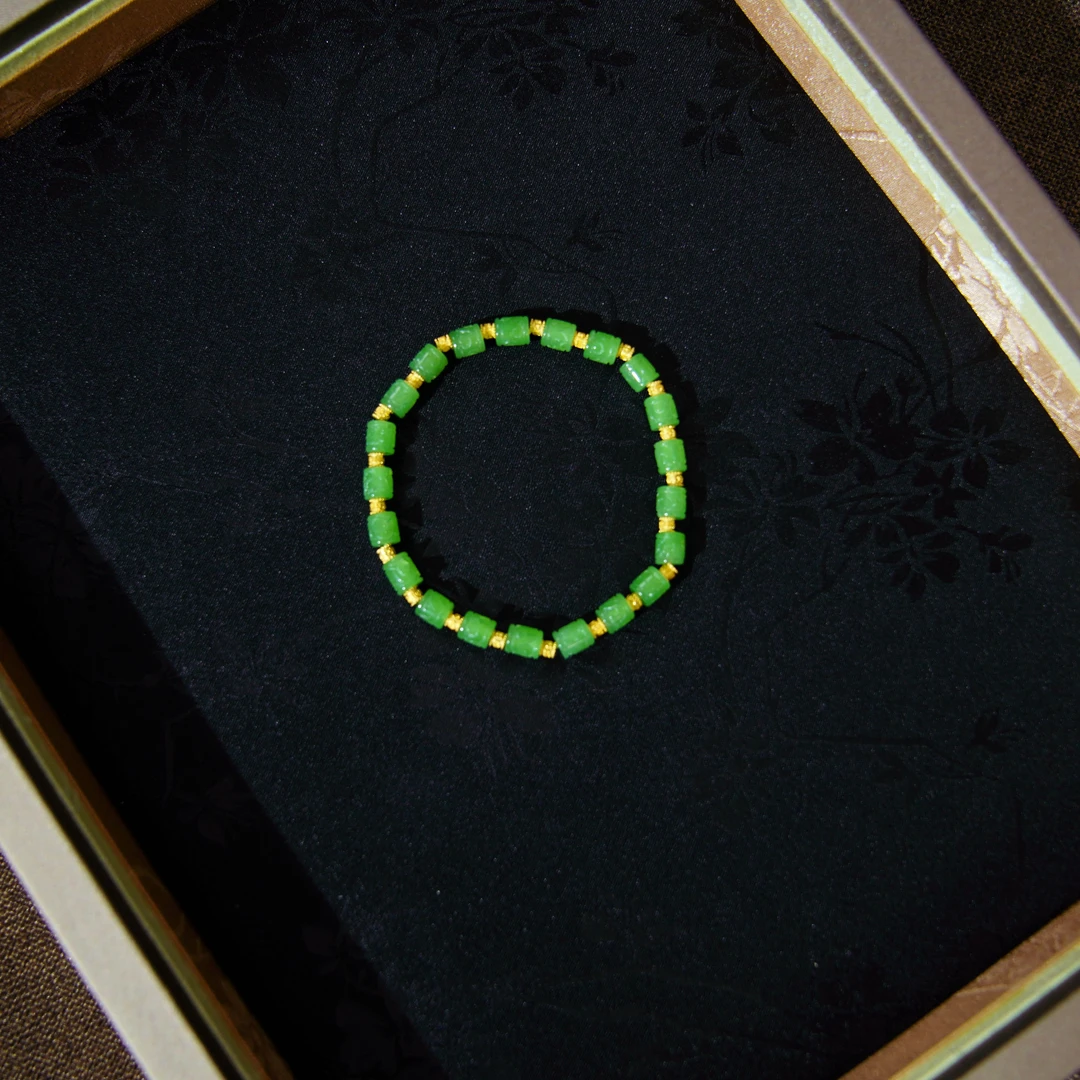 18K俄罗斯乌兰乌德苹果绿回纹珠手串