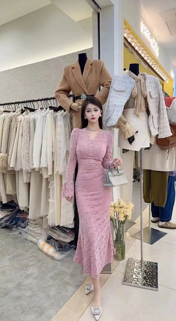 加绒小个子蕾丝裙高级名媛