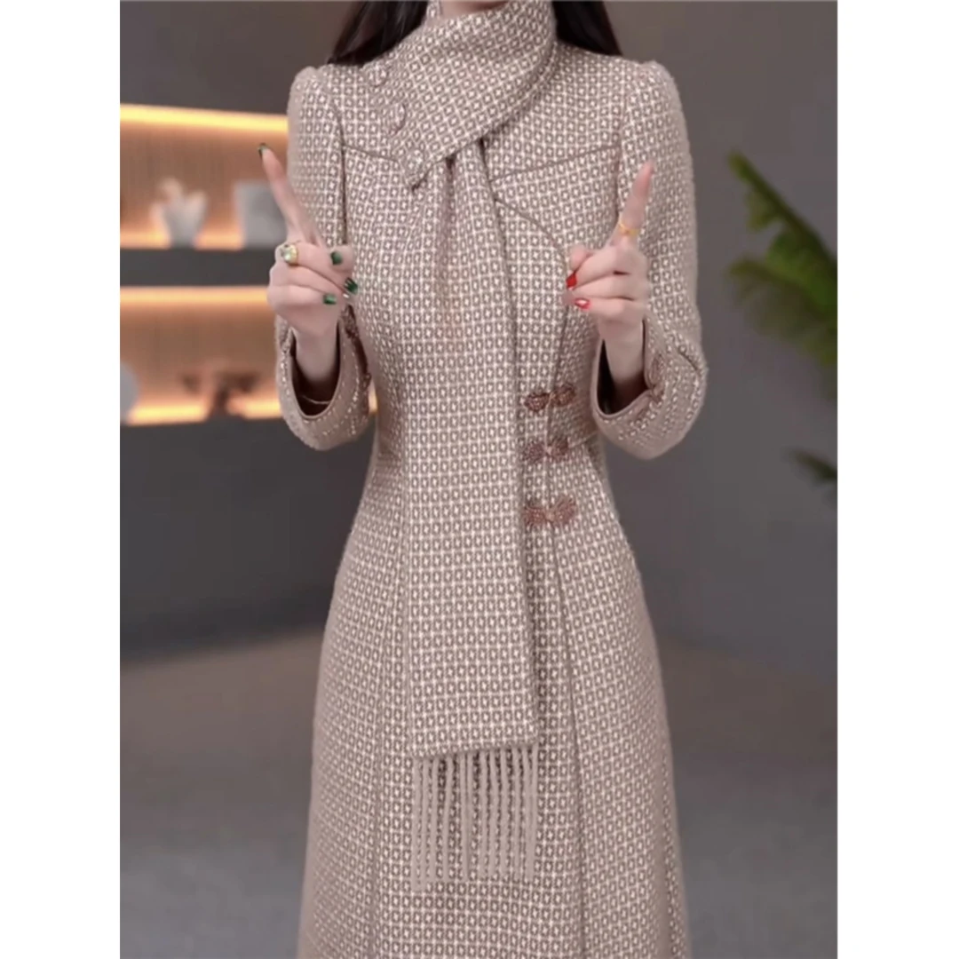 加绒加厚雪花绒连衣裙女冬季2024新款新中式国风改良旗袍礼服裙子