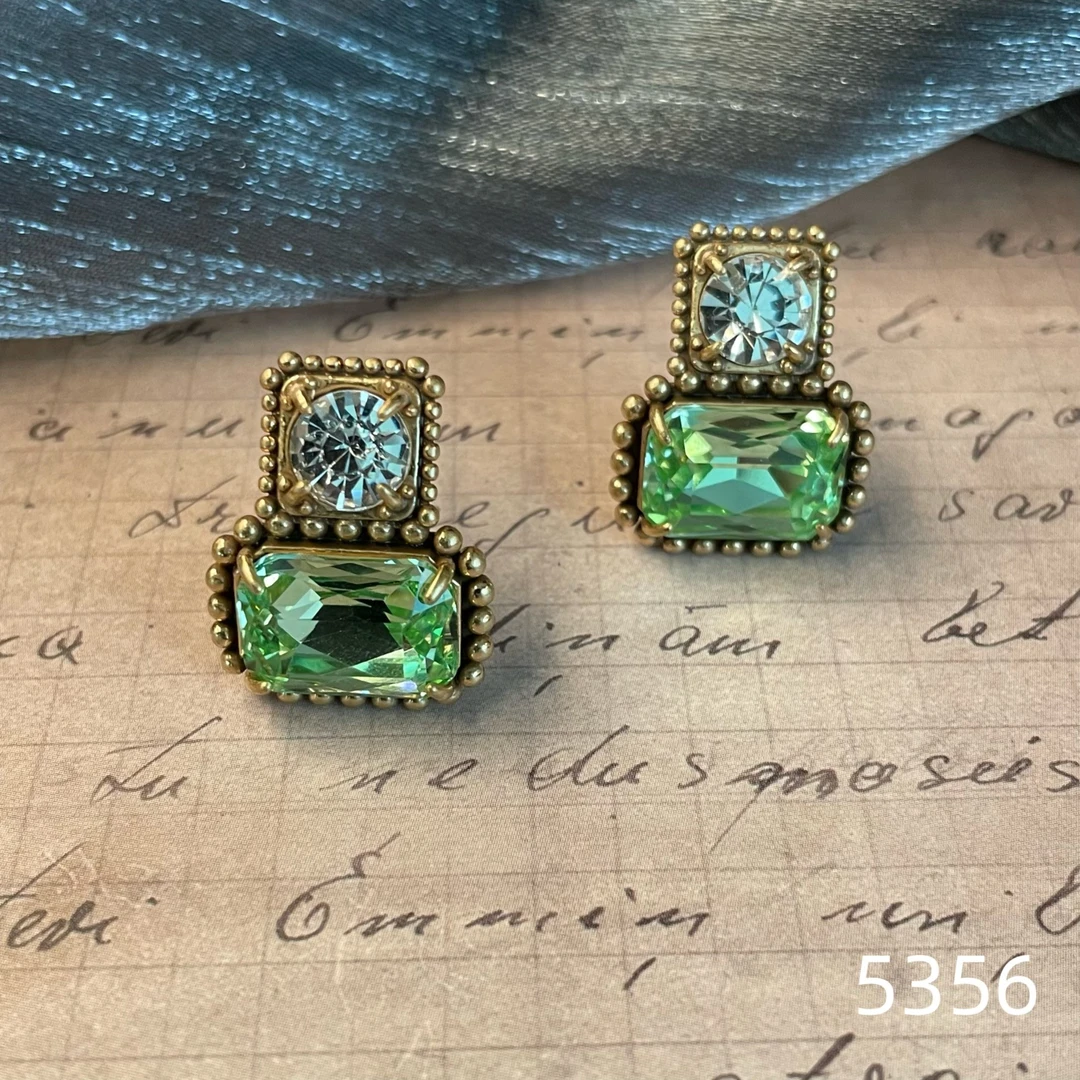 铜合金耳饰 时尚百搭日常百搭新潮气质高颜值高级感满镶耳饰-5356