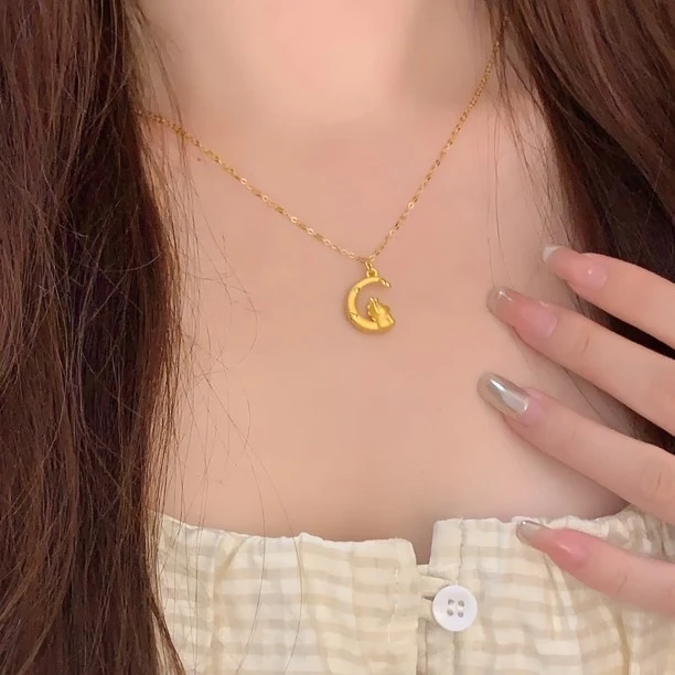 钛钢项链 龙年望月龙锁骨链女时尚可爱生肖龙小众设计月亮项链ins