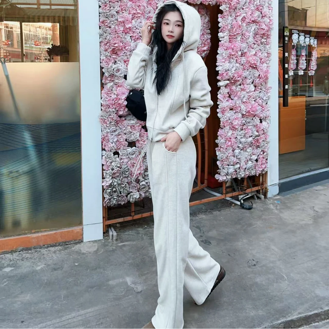 2024冬季新款加绒加厚运动休闲连帽显瘦气质洋气阔腿裤两件套套装
