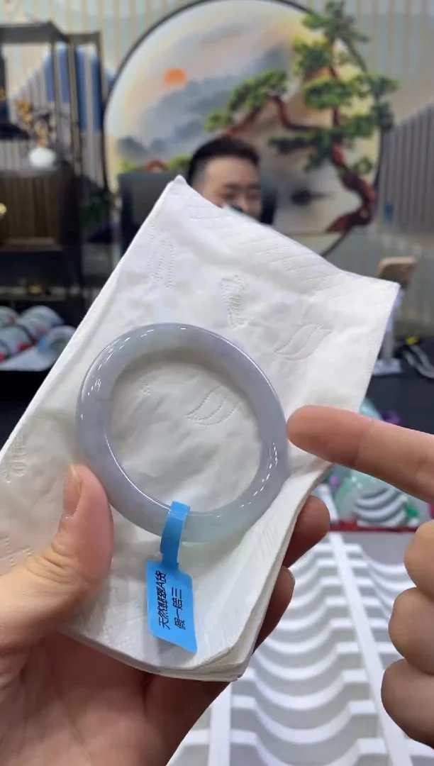 【闪购商品】翡翠手镯未镶嵌多人0001084