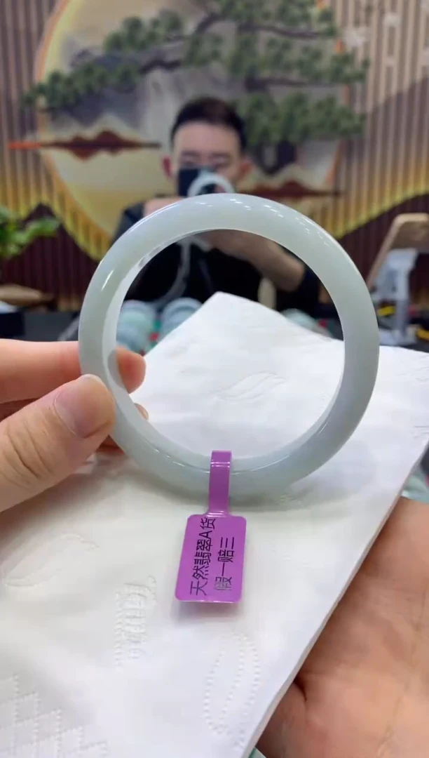 【闪购商品】翡翠手镯未镶嵌多人0006461