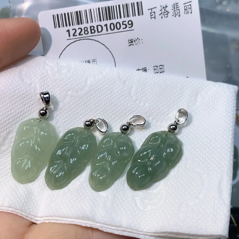【闪购商品】翡翠颈饰未镶嵌-****财