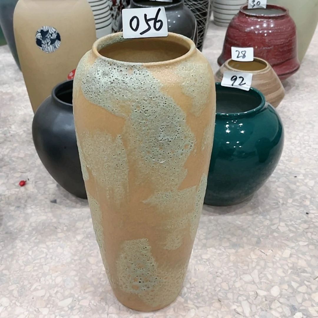 【闪购商品】陶瓷瓶微瑕056高34口9