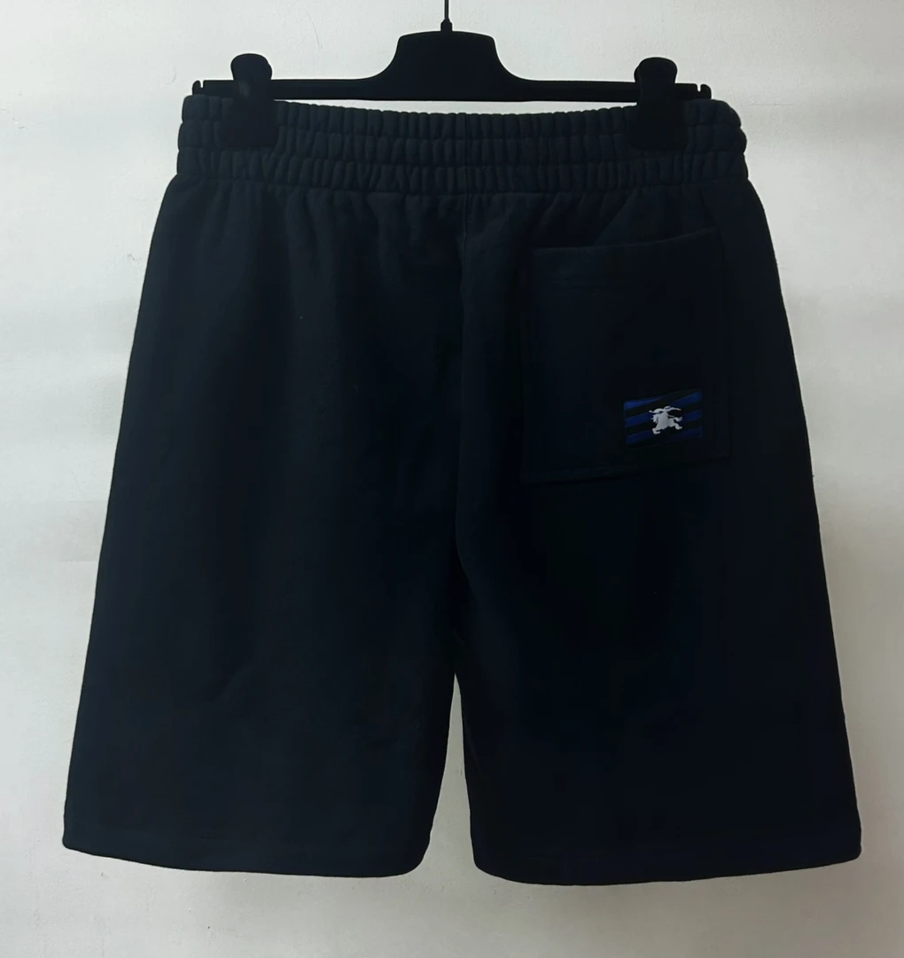 全新未使用 BURBERRY/博柏利 M50后背战马休闲运动短裤8082000