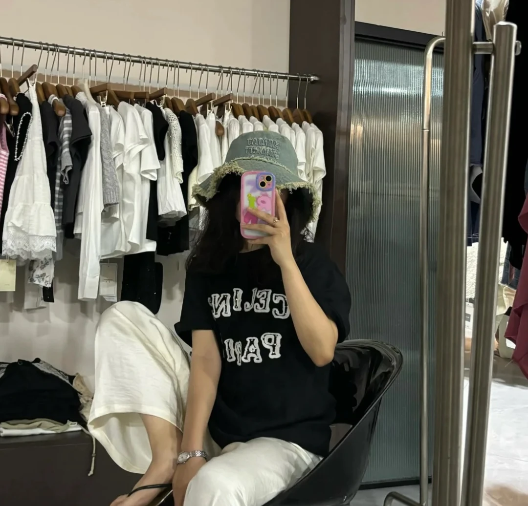 全新未使用 Celine/思琳 M 黑色胸前Logo短袖T恤2X24J