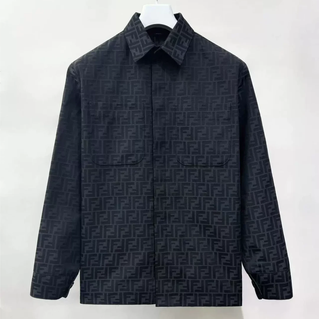 全新未使用 FENDI/芬迪 YZ 23秋 黑色F字母老花 衬衣外套 FW1141