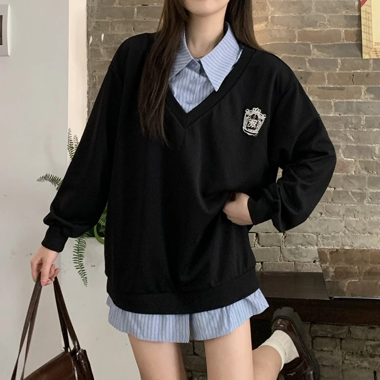 加大300斤可穿宽松学院风假两件拼接卫衣