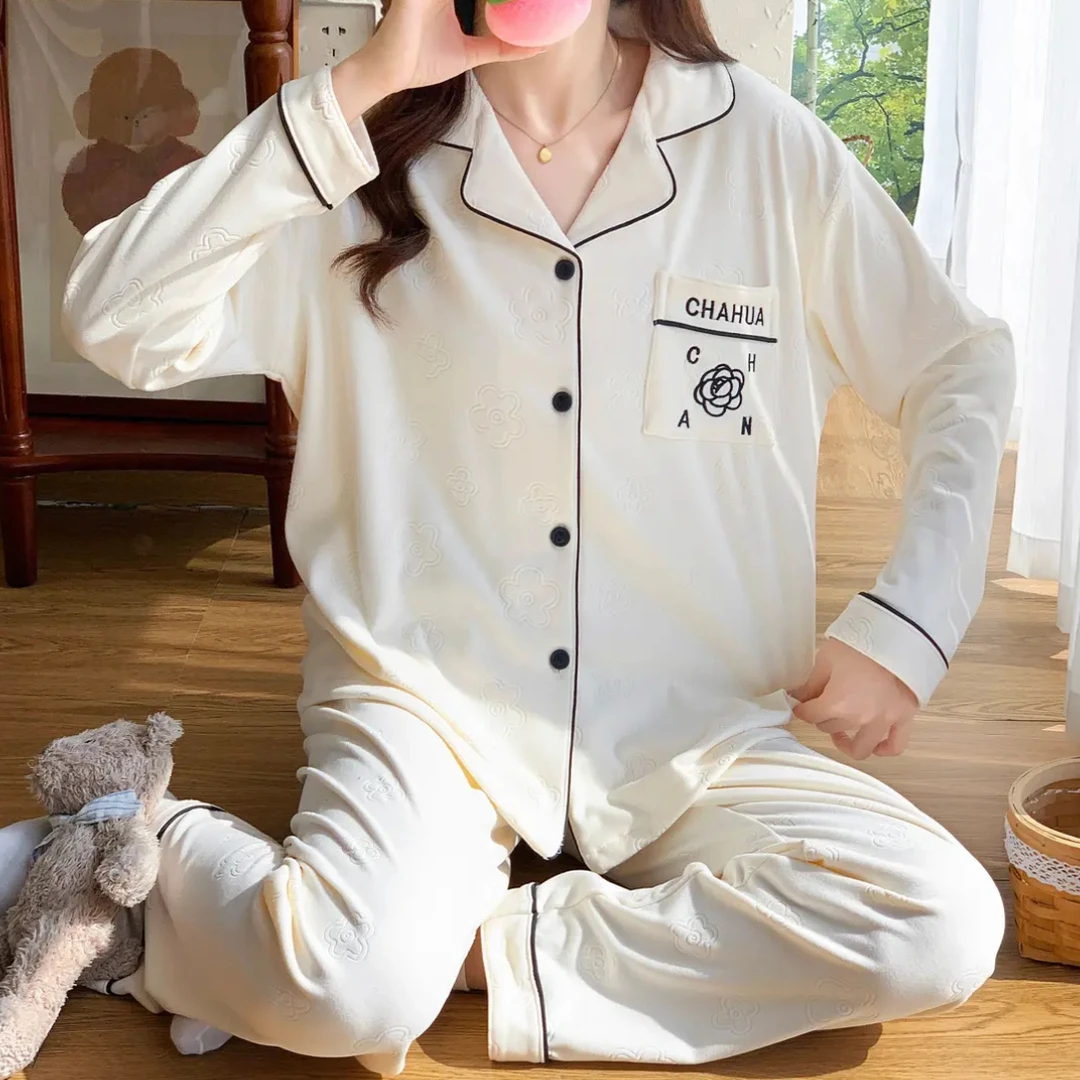 私定款高品质德绒三D压花家居服