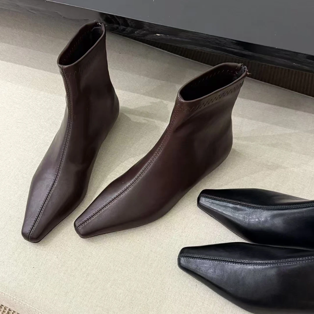 慢西西新品2025棕色色软皮小方头后拉链低跟短靴粗跟瘦瘦靴短靴女