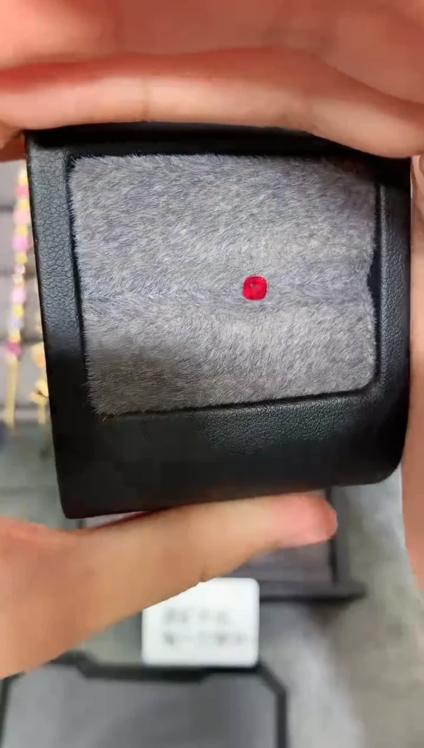 【闪购商品】尖晶石裸石未镶嵌枕型 绝地 0.26ct