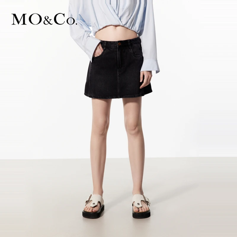 MOCO金扣饰A字牛仔裙半身裙小众设计感MBC2SKTT21