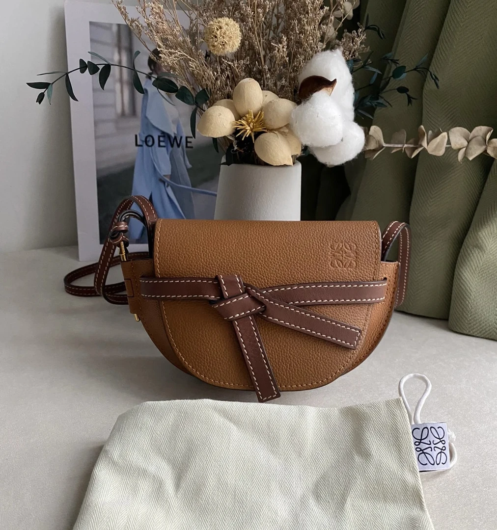 95新 LOEWE/罗意威 罗意威gate斜挎包971668