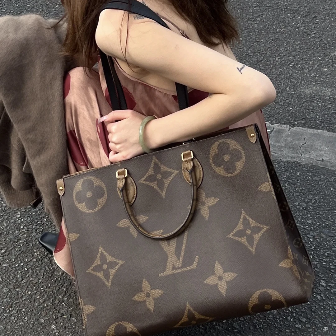 95新 LouisVuitton/路易威登 LV丛林大号单肩包xj421