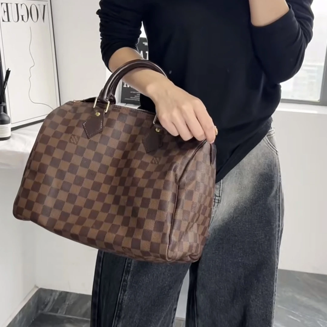 95新 LouisVuitton/路易威登 LV棋盘格手提30 928包展