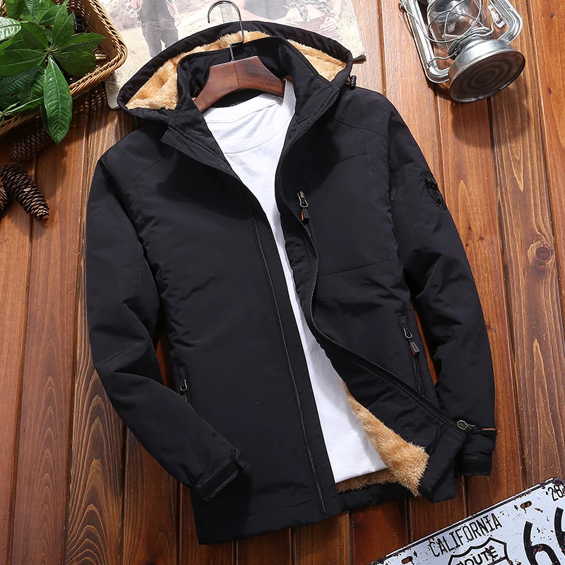 男士加绒加厚户外冲锋衣冬季宽松大码多口袋棉衣防风防水保暖夹克