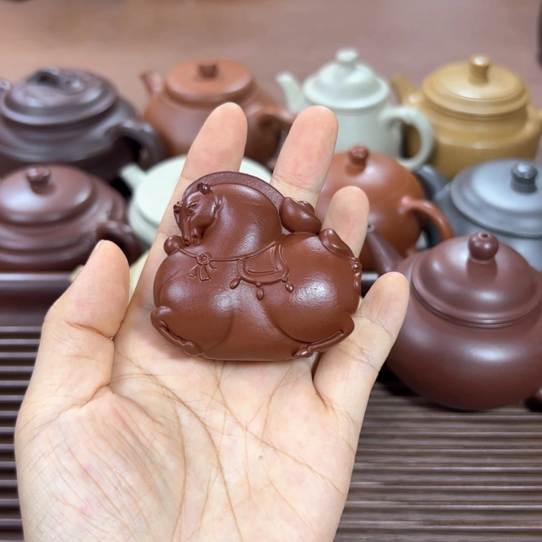 紫砂茶宠红泥 马上有钱茶宠 手把件