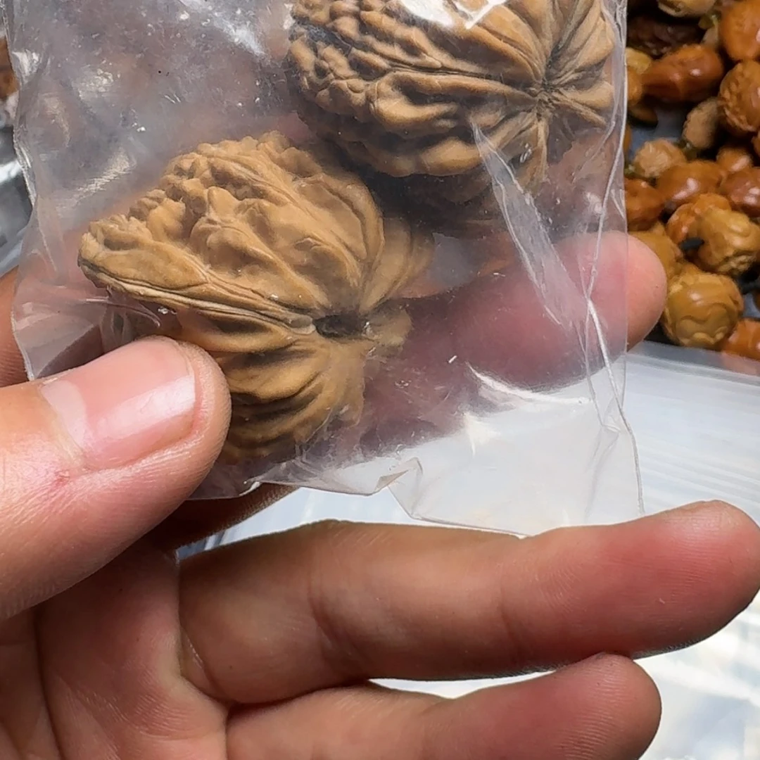 【闪购商品】橄榄核吊坠