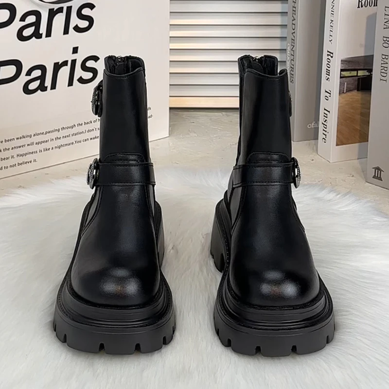 2024年秋季新款烟筒靴马丁靴8厘米套筒单靴时尚百搭网红爆款短靴